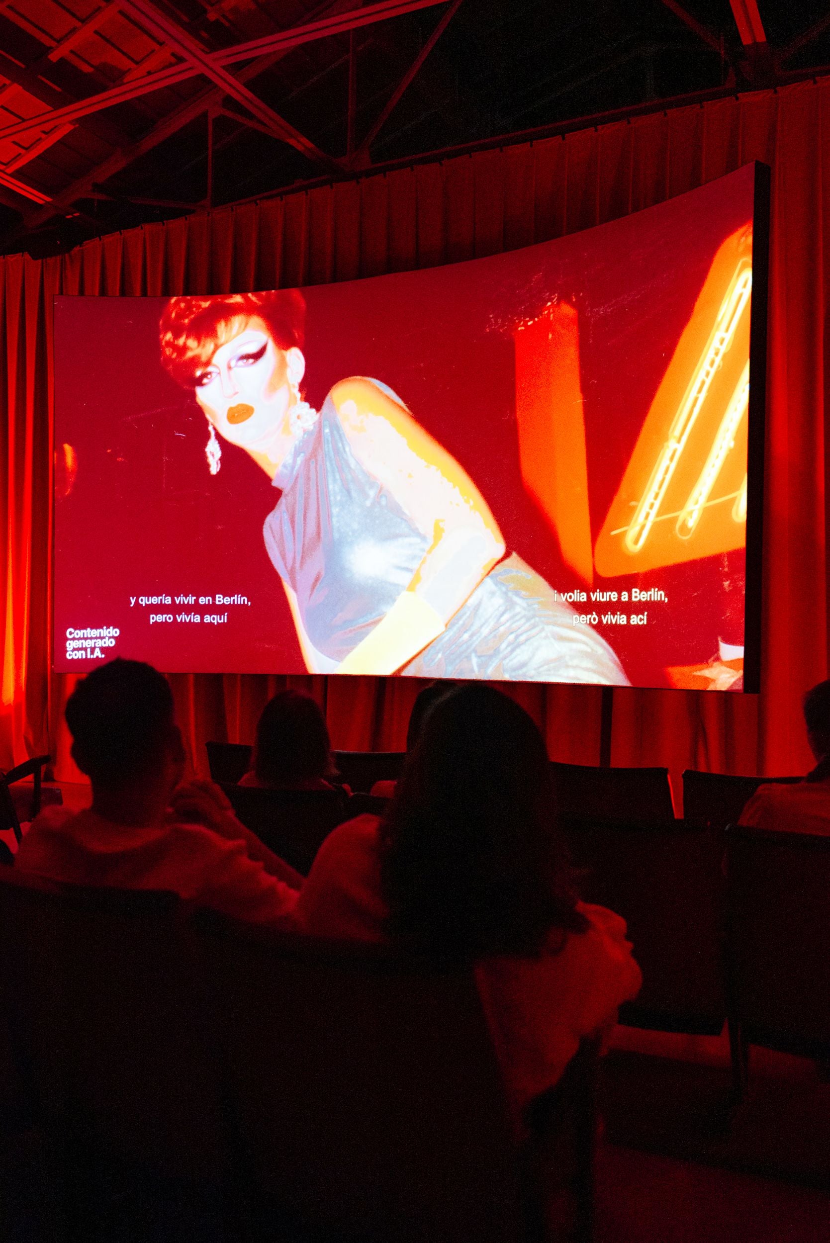 Fotos de la exposición de &#039;La Ruta&#039; en Bombas Gens