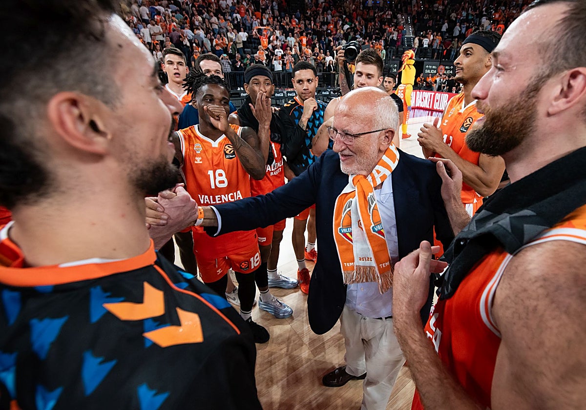 Así fue el estreno del Valencia Basket en el Roig Arena