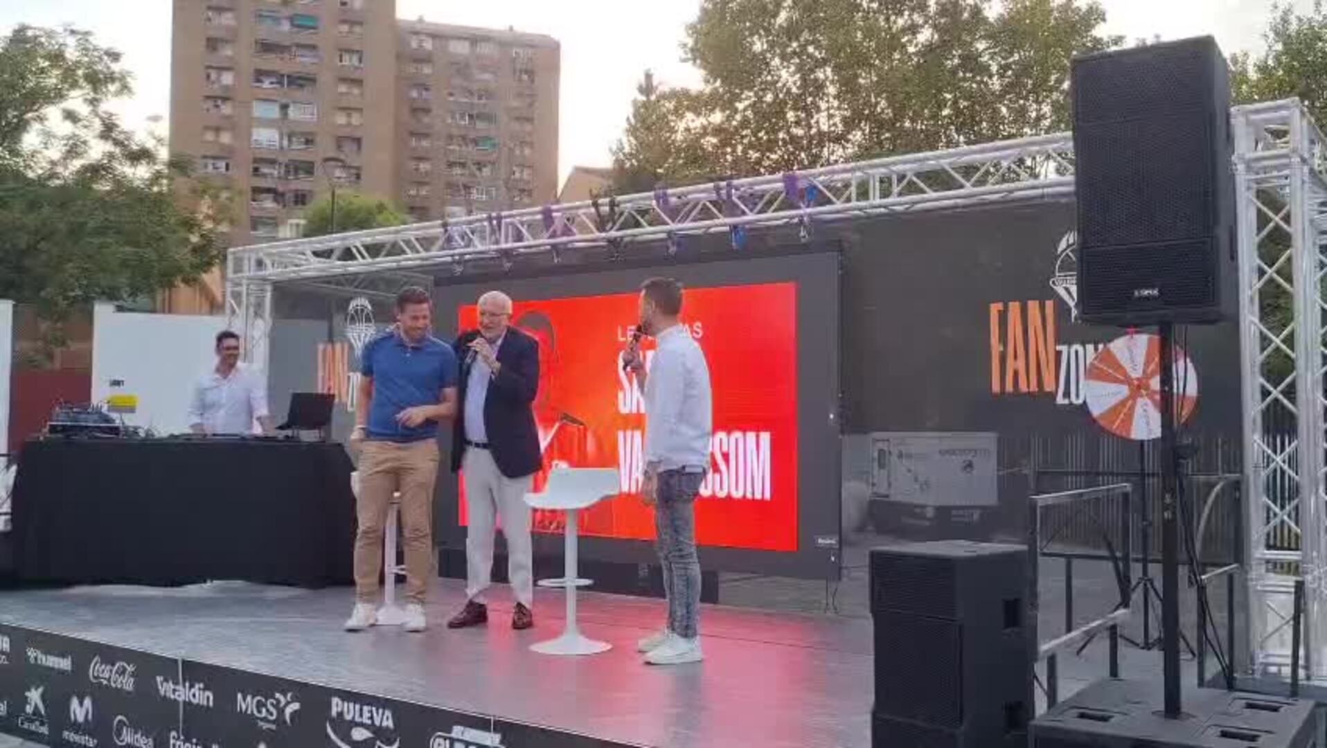 Así fue el estreno del Valencia Basket en el Roig Arena