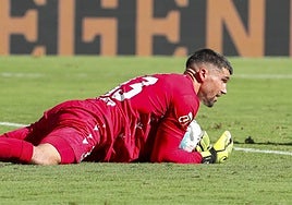 Matt Ryan, durante un encuentro del Levante.