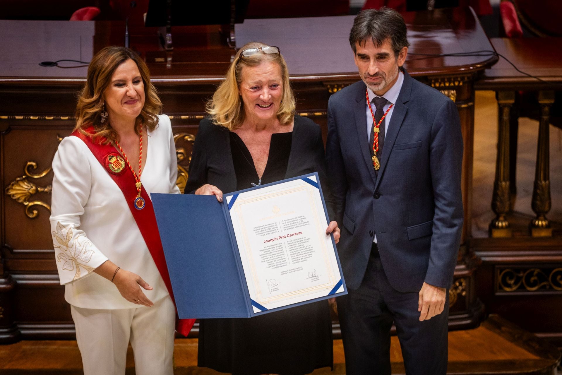 FOTOS | Valencia entrega sus honores y distinciones de 2025