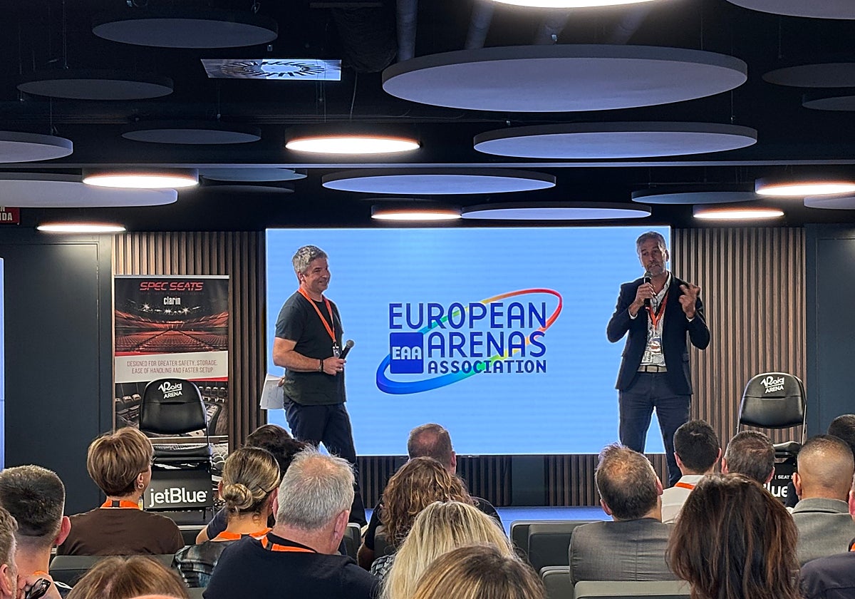 Un momento de la jornada de este martes de la asamblea que acoge el Roig Arena