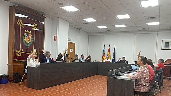 Vox Rocafort compromete a sus socios de gobierno y acuerdan la bajada de impuestos