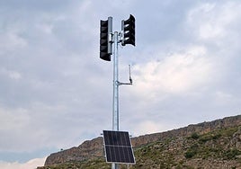 Una de las sirenas instaladas.