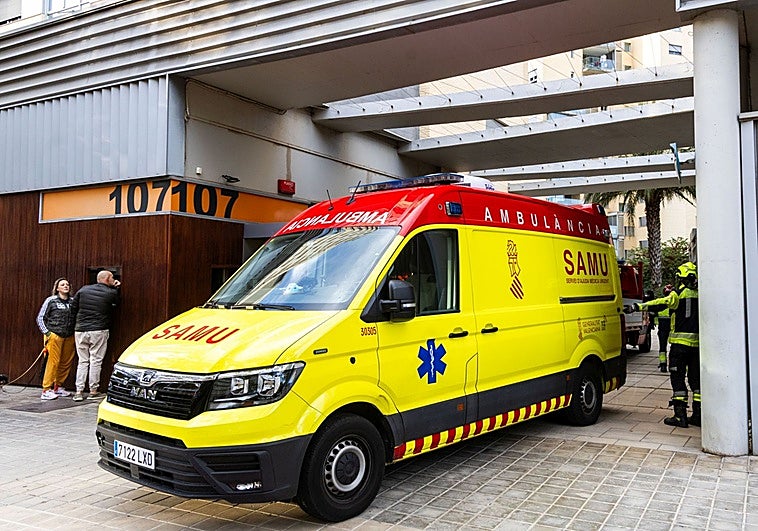 Una ambulancia en el lugar de los hechos.