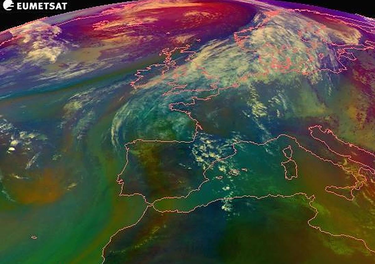 Imagen del satélite Eumetsat, un día antes de la llegada de Alice.