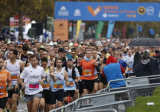 Una de las salidas del Medio Maratón Valencia Trinidad Alfonso Zurich de 2024.