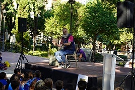 Cuentacuentos para escolares este miércoles en la Alameda de Xàtiva.