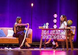 Imagen de Almudena Cid y Ana Vila (AJEV) durante un momento del 'late-night'