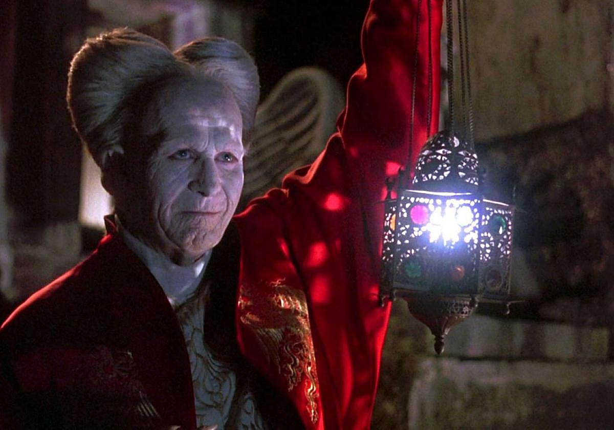 Gary Oldman encarna al 'Drácula' de Coppola.