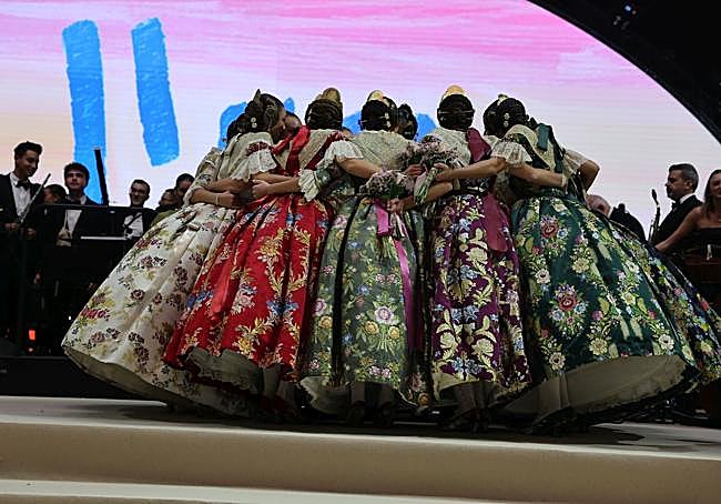 Las candidatas a fallera mayor infantil de Valencia.