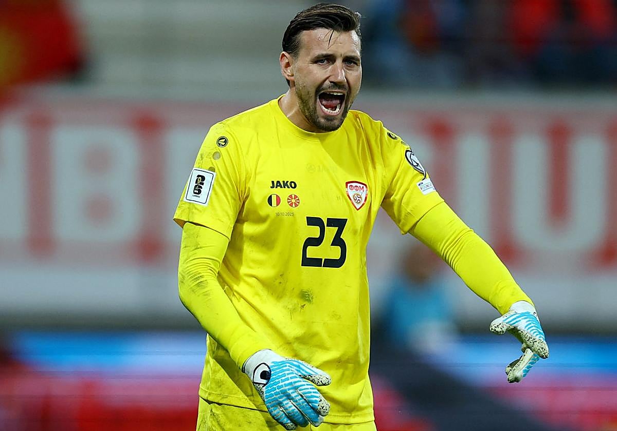 Stole Dimitrievski, con Macedonia del Norte.