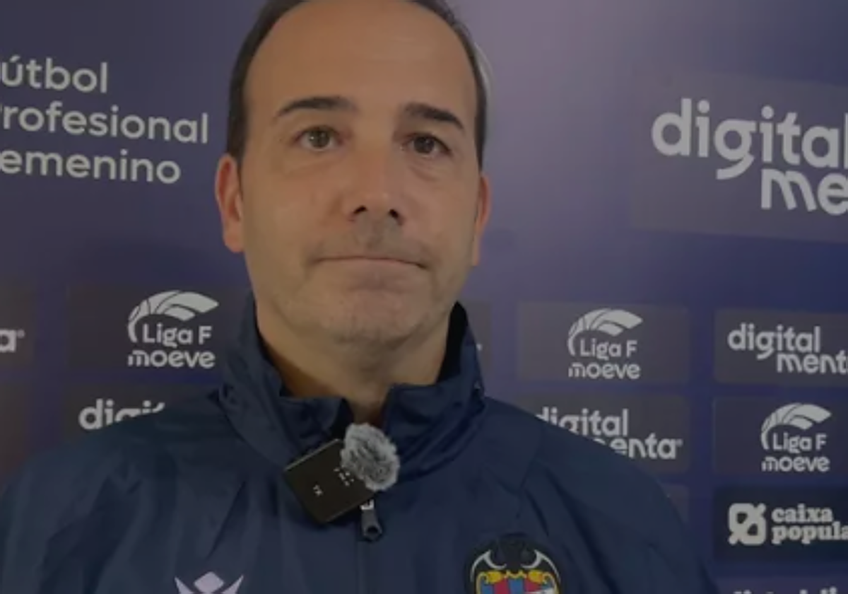 Santiago Triguero, con el Levante.