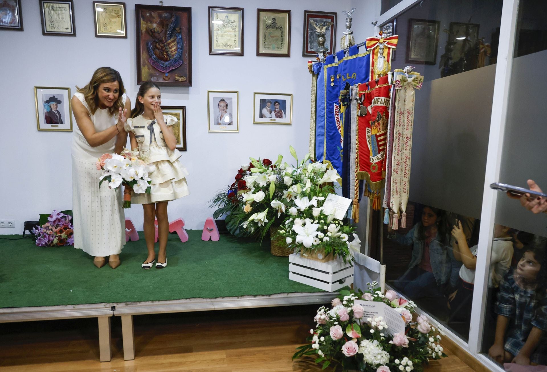 Todas las fotos de la telefonada de las Fallas 2026