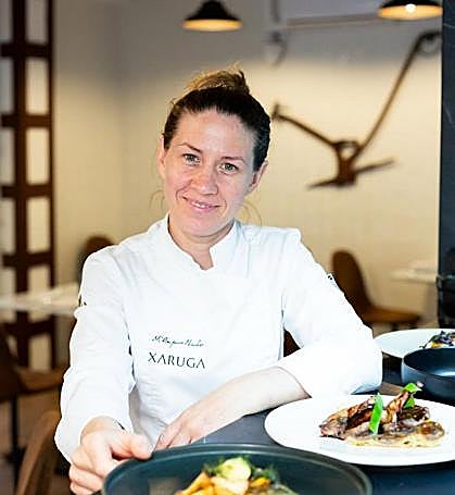 Amparo Nácher en el comedor de Xaruga