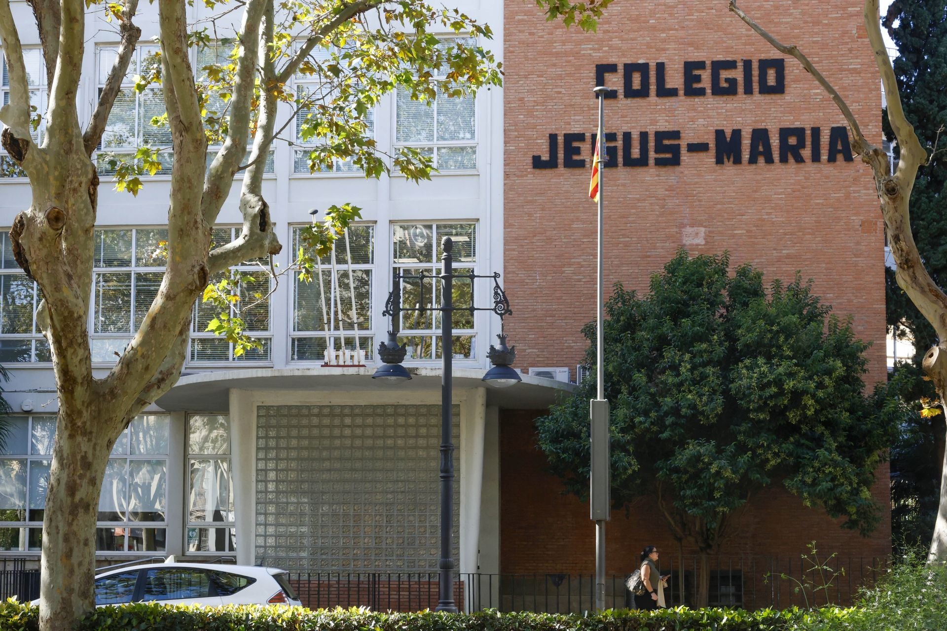 Fotos de Abastos, un barrio encandilado con la alegría de Marta Mercader