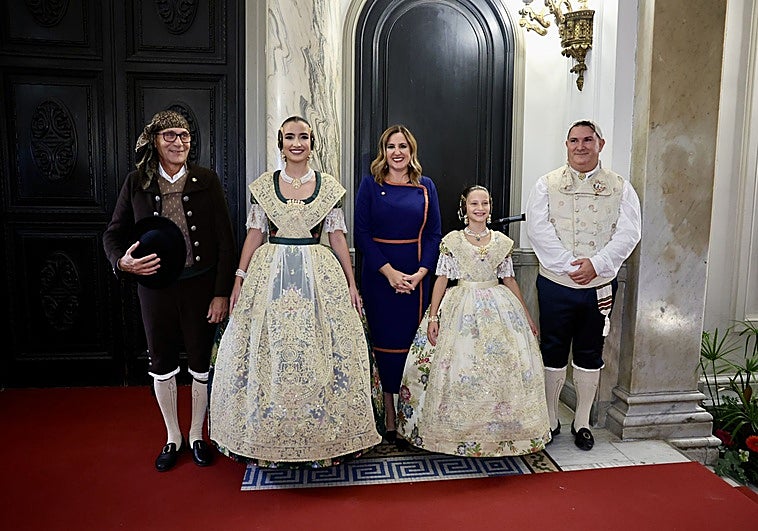 Carmen Prades en su Proclamación en el Ayuntamiento de Valencia.
