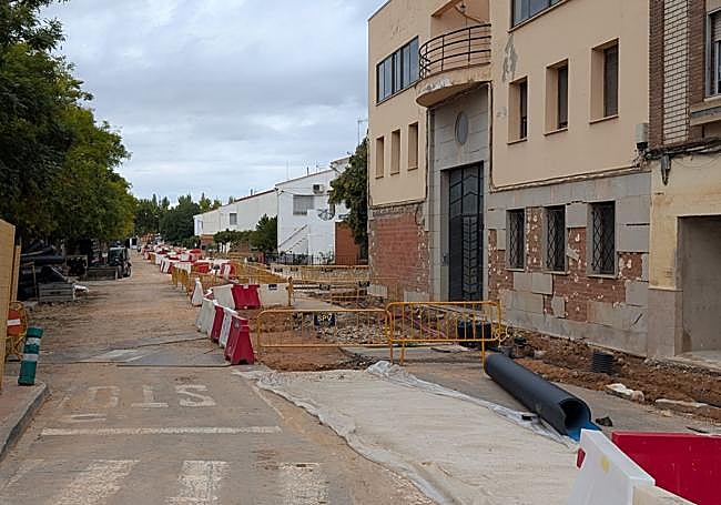 Barrio de La Fuente, con obras de reconstrucción.