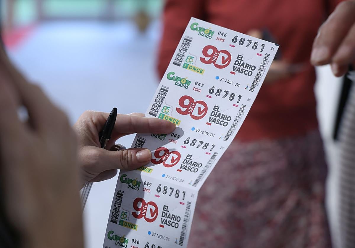Boletos del Cupón Diario en imagen de archivo.