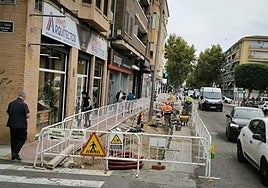 Inicio de las obras en la avenida Camí Nou en Benetússer.