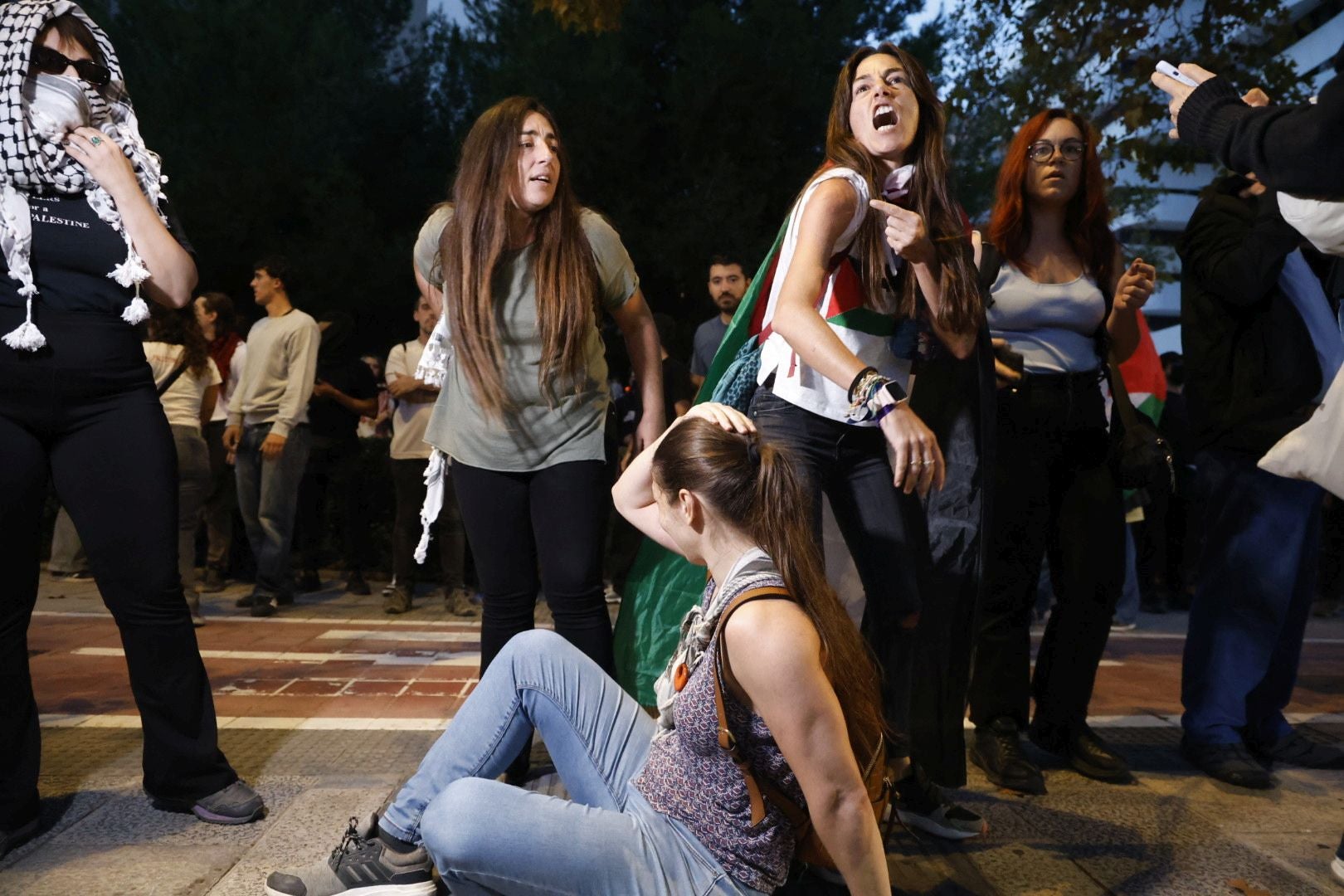 FOTOS | Protesta pro Palestina en Valencia por el Valencia Basket-Hapoel Tel Aviv