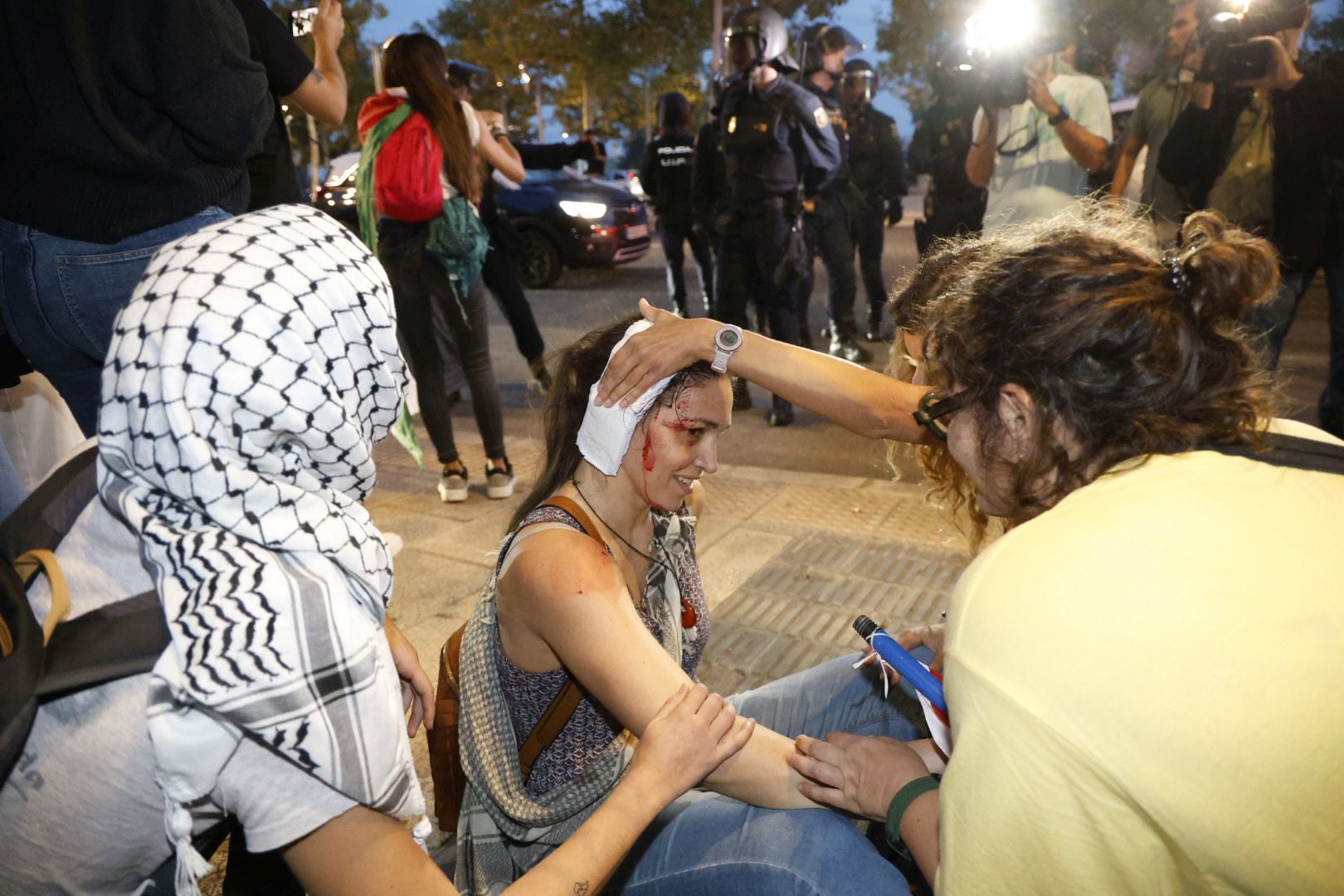 FOTOS | Protesta pro Palestina en Valencia por el Valencia Basket-Hapoel Tel Aviv