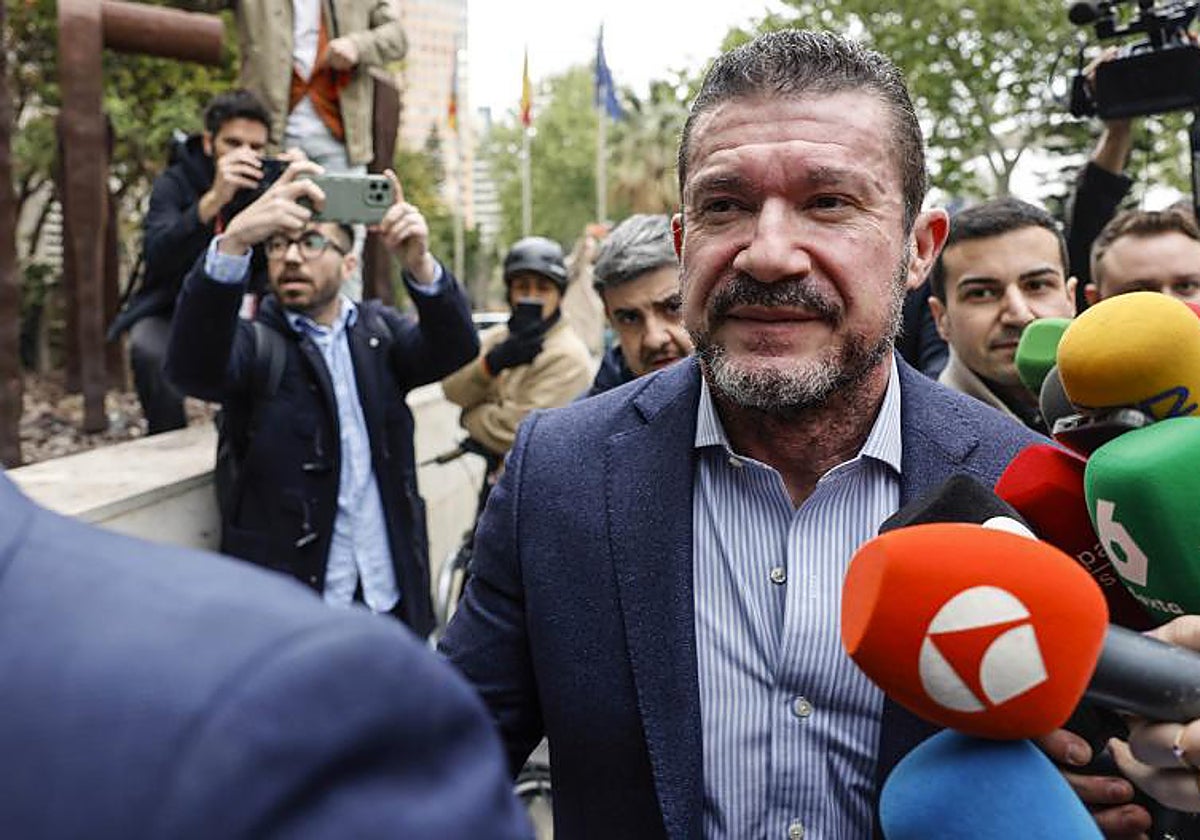 Argüeso, a su entrada a la Ciudad de la Justicia.