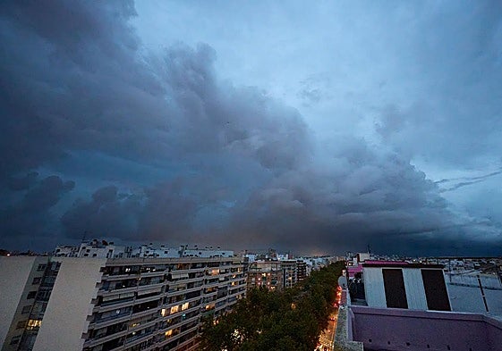 Temporal sobre la ciudad de Valencia.