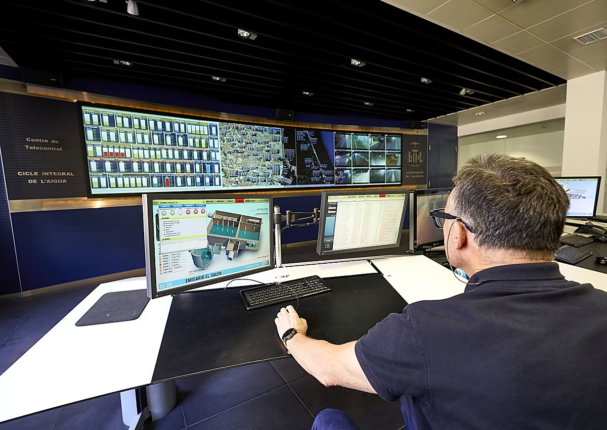 Imagen secundaria 1 - Los tanques de tormenta en Valencia recogen el equivalente a 105 piscinas olímpicas en 15 días