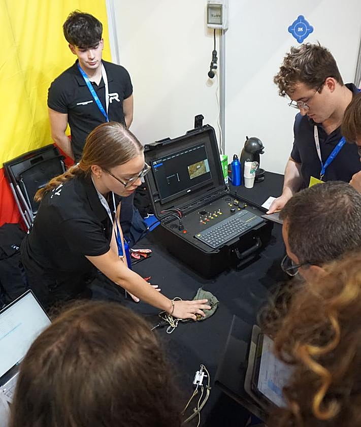 Imagen secundaria 2 - Estudiantes de la UPV hacen historia con su cohete Skybraker y se coronan campeones de Europa