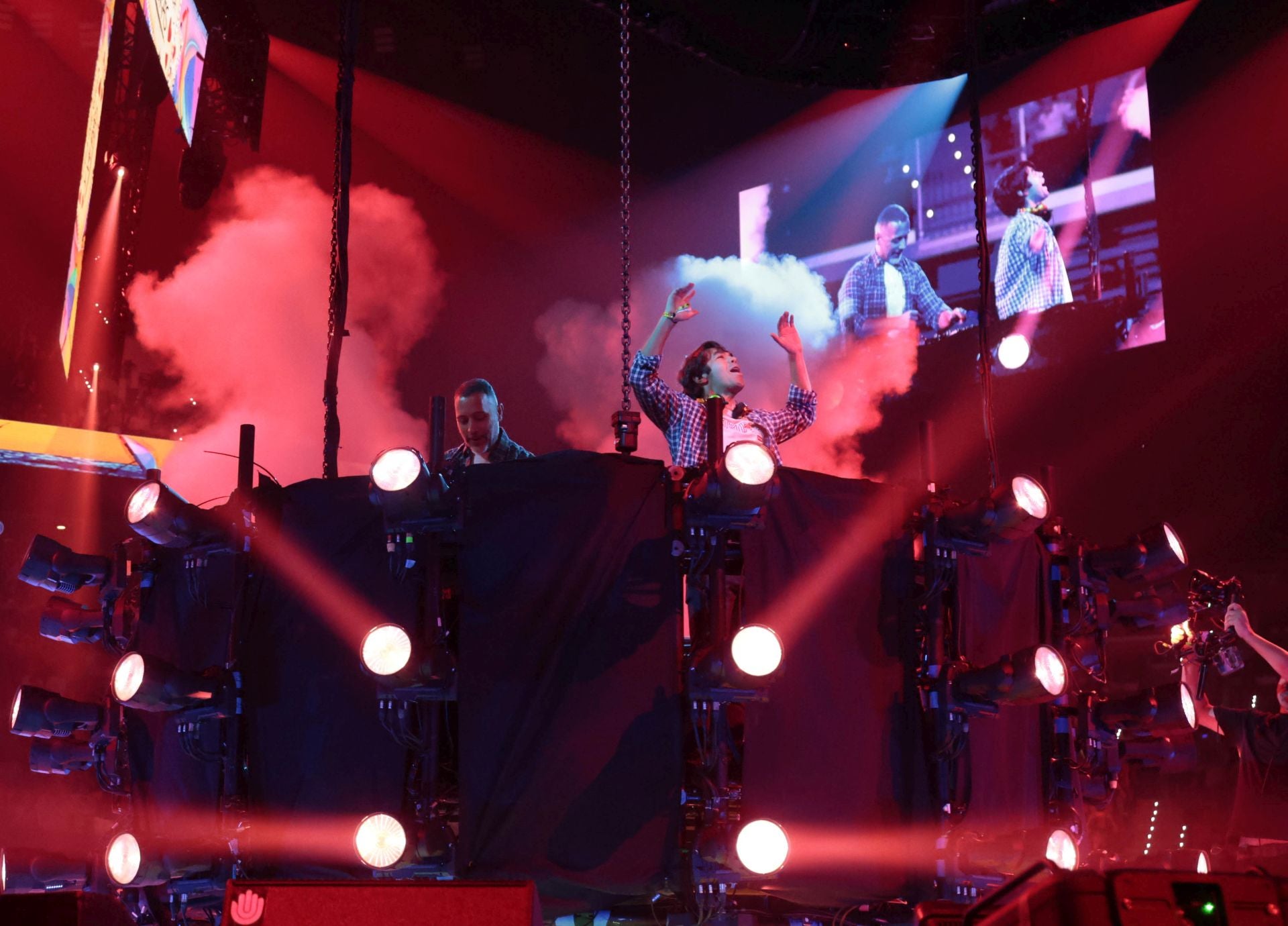 FOTOS | El Roig Arena celebra Discoteca de los 80 con Samantha Fox