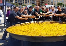 Original Oaella colabora en actos solidarios.