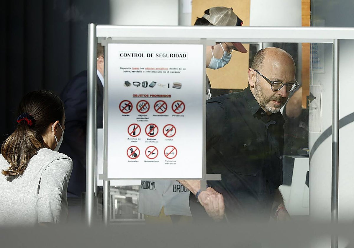 Francis Puig, a su llegada a la Ciudad de la Justicia.