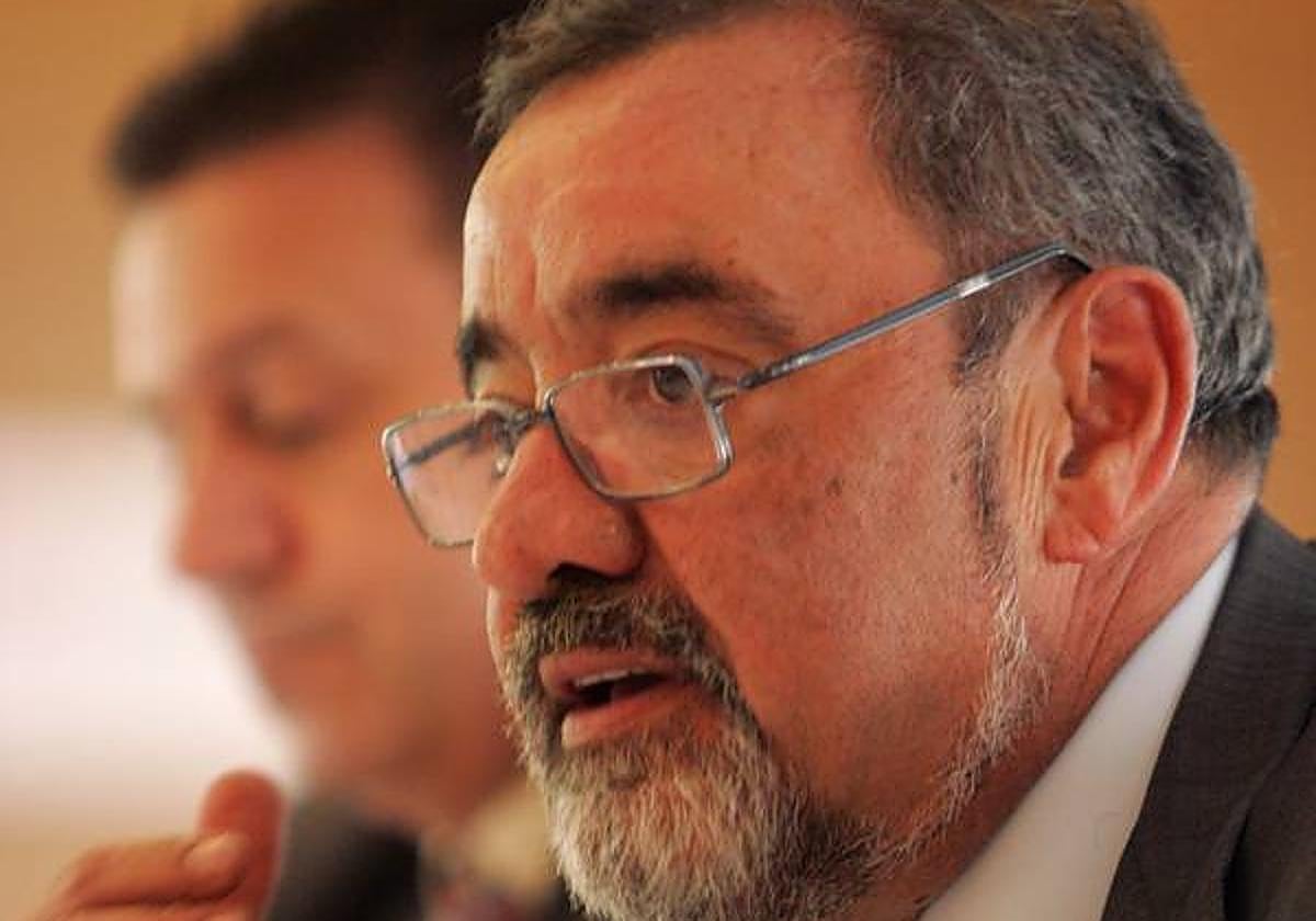 José Vicente González.