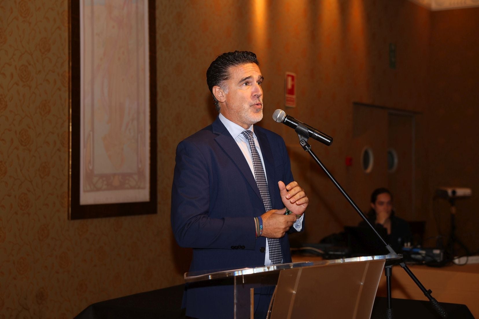 La despedida de las falleras mayores de Valencia 2025 y sus cortes de honor, en imágenes