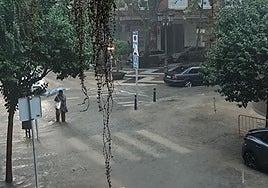 Inundación en una calle de Gandia.