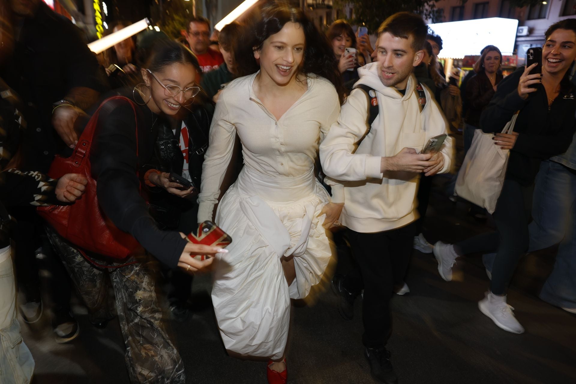 Rosalía anuncia su nuevo disco &#039;Lux&#039; y la lía en Madrid