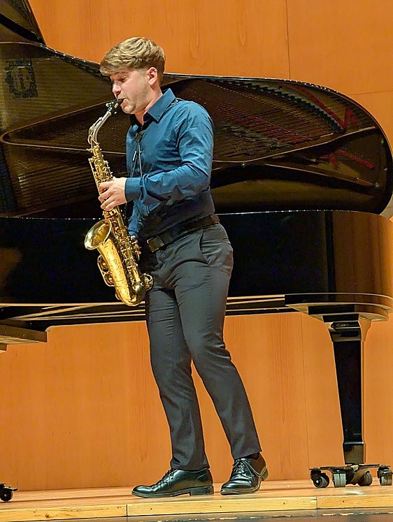 El saxofonista calpino José Miguel Ortiz.