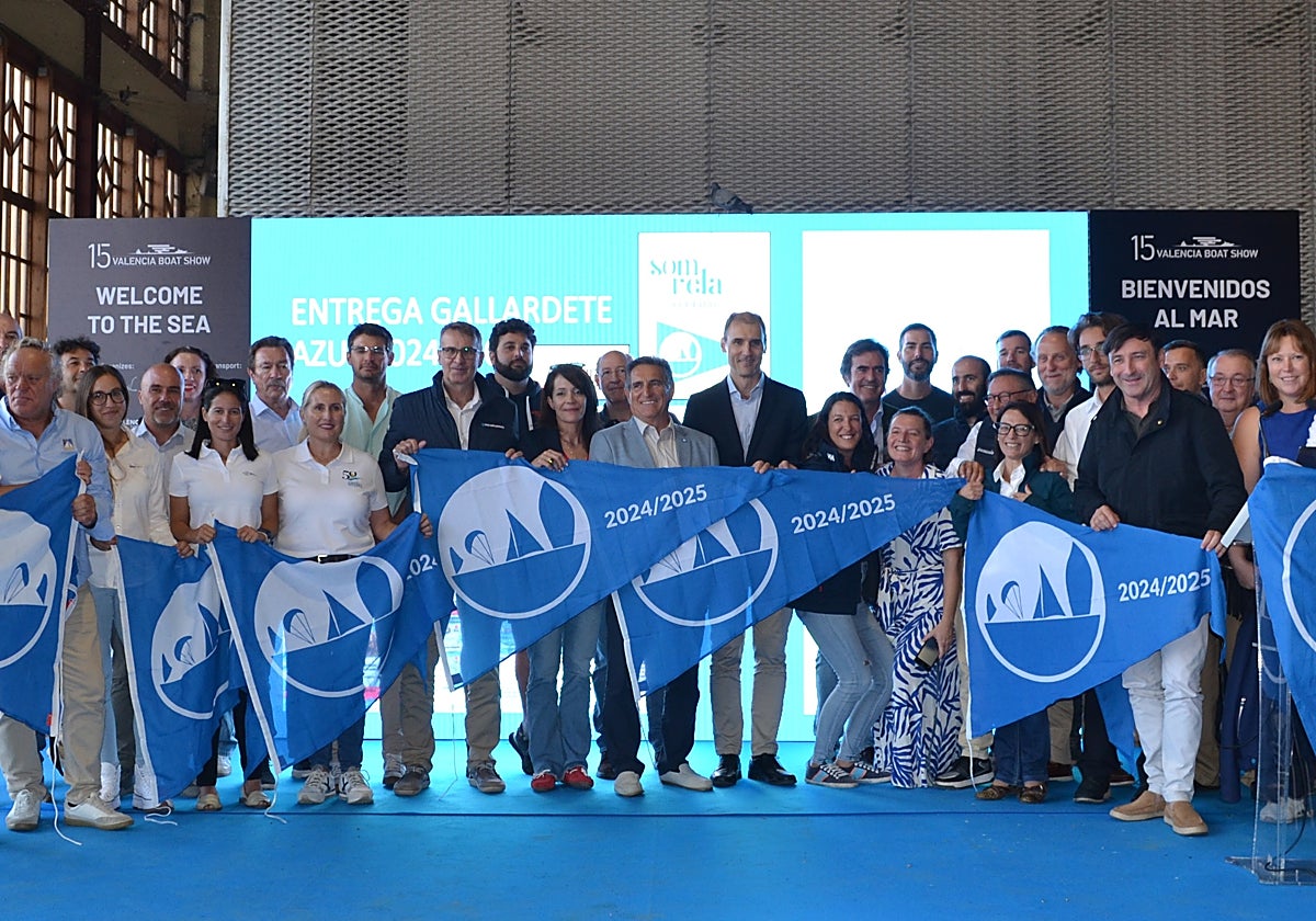 Entrega del Gallardete Azul 2024