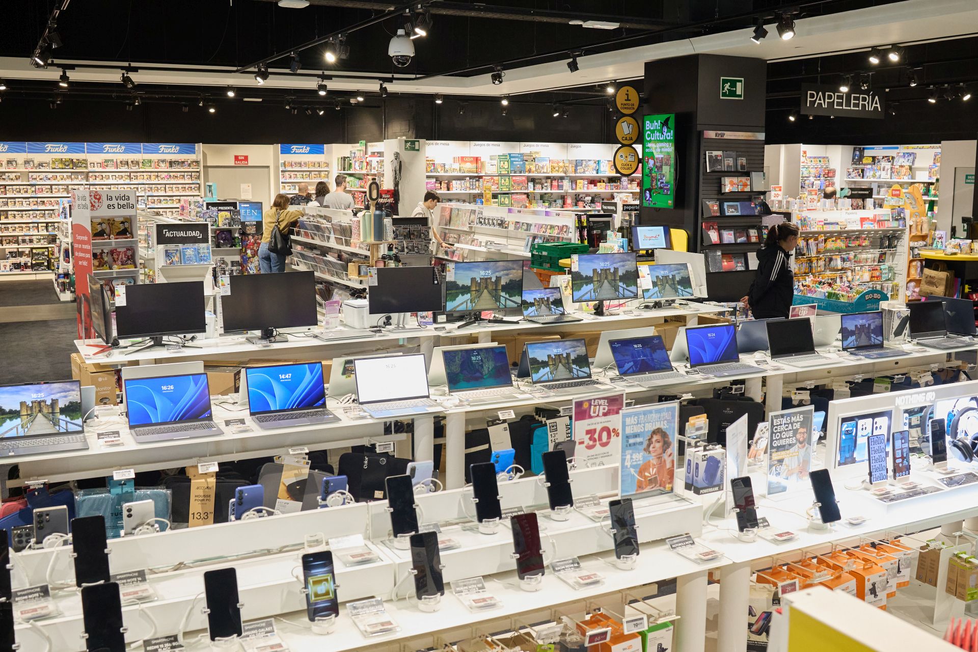 FOTOS | Así está ahora el Centro Comercial Bonaire