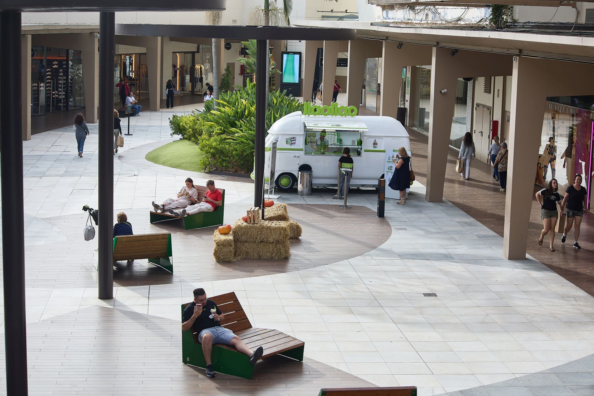 FOTOS | Así está ahora el Centro Comercial Bonaire