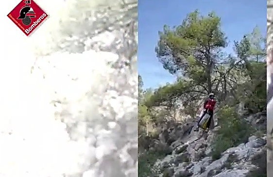 Momento del rescate del senderista lesionado en Alcoi.