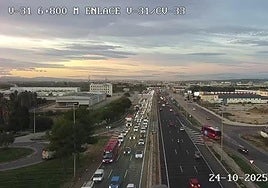 Atascos en la V-31 este viernes, 24 de octubre.