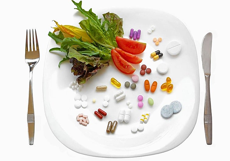 La OCU advierte del riesgo de incluir complementos alimenticios en la dieta