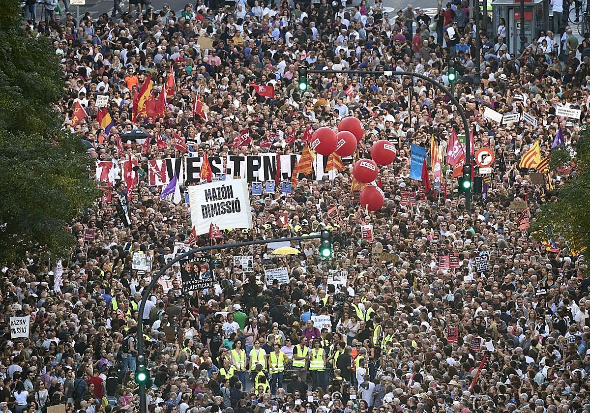 Así te hemos contado la manifestación del aniversario de la dana en Valencia