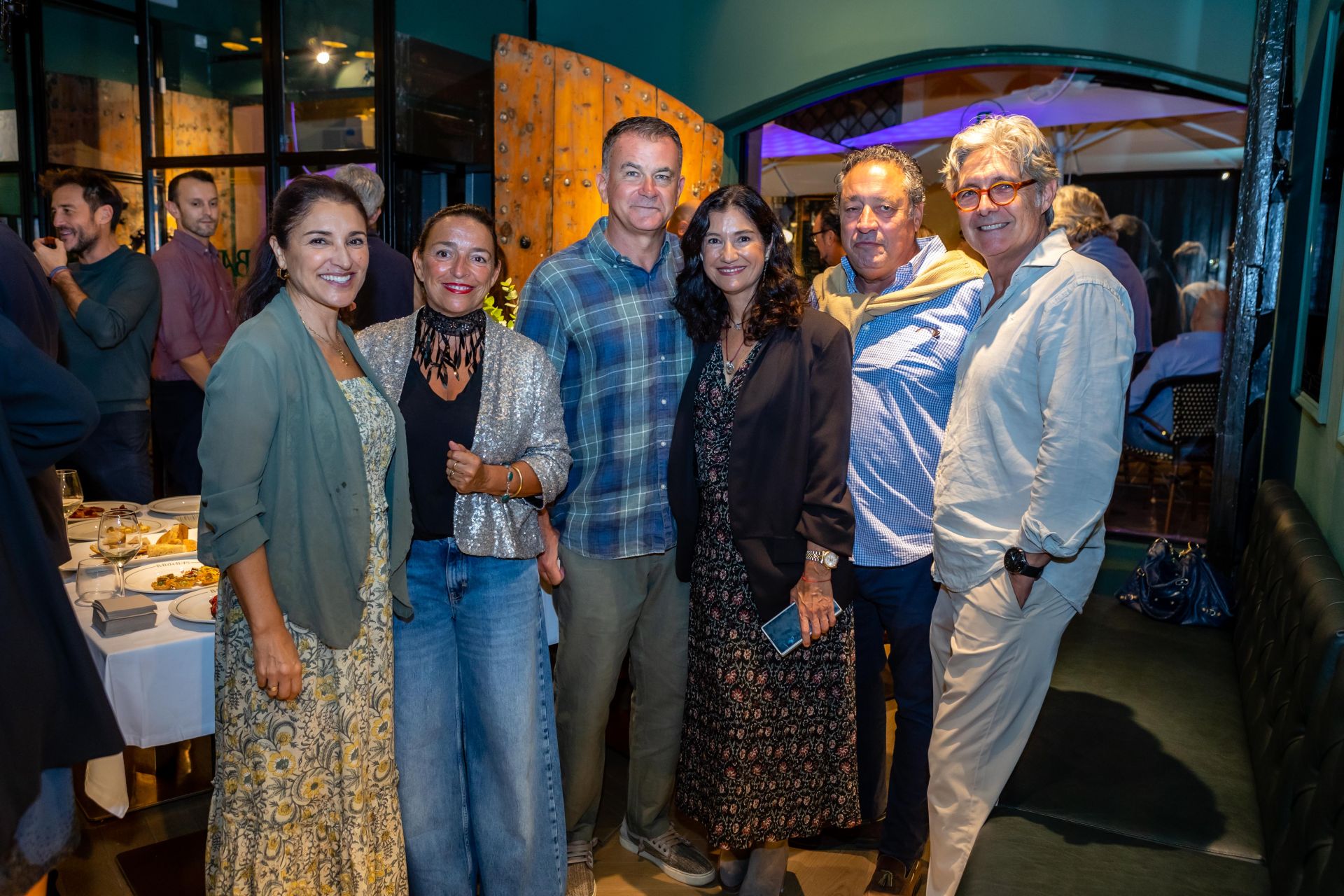 Teresa Badía, María García de la Riva, Juan Llorens, Ángela Valero de Palma, Javier Ferrer y Mario Comín. 
