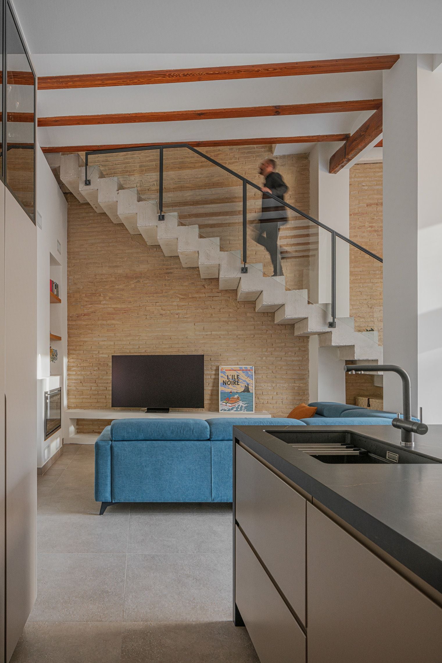 De casa de pueblo centenaria a hogar familiar