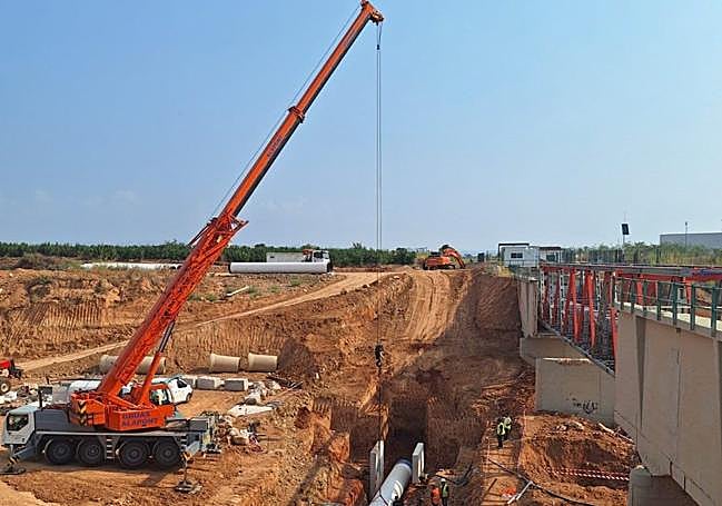 Obras en el canal Júcar-Turia.