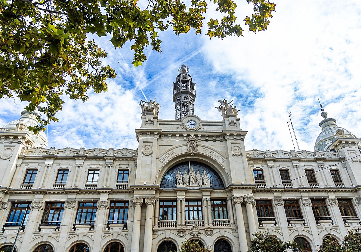 Fachada del Ayuntamiento de Valencia.