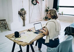 Un abogado experto en alquiler desvela todas las tasas que el propietario puede cobrar al inquilino: «Además de la renta, el IBI, la tasa de basuras...»